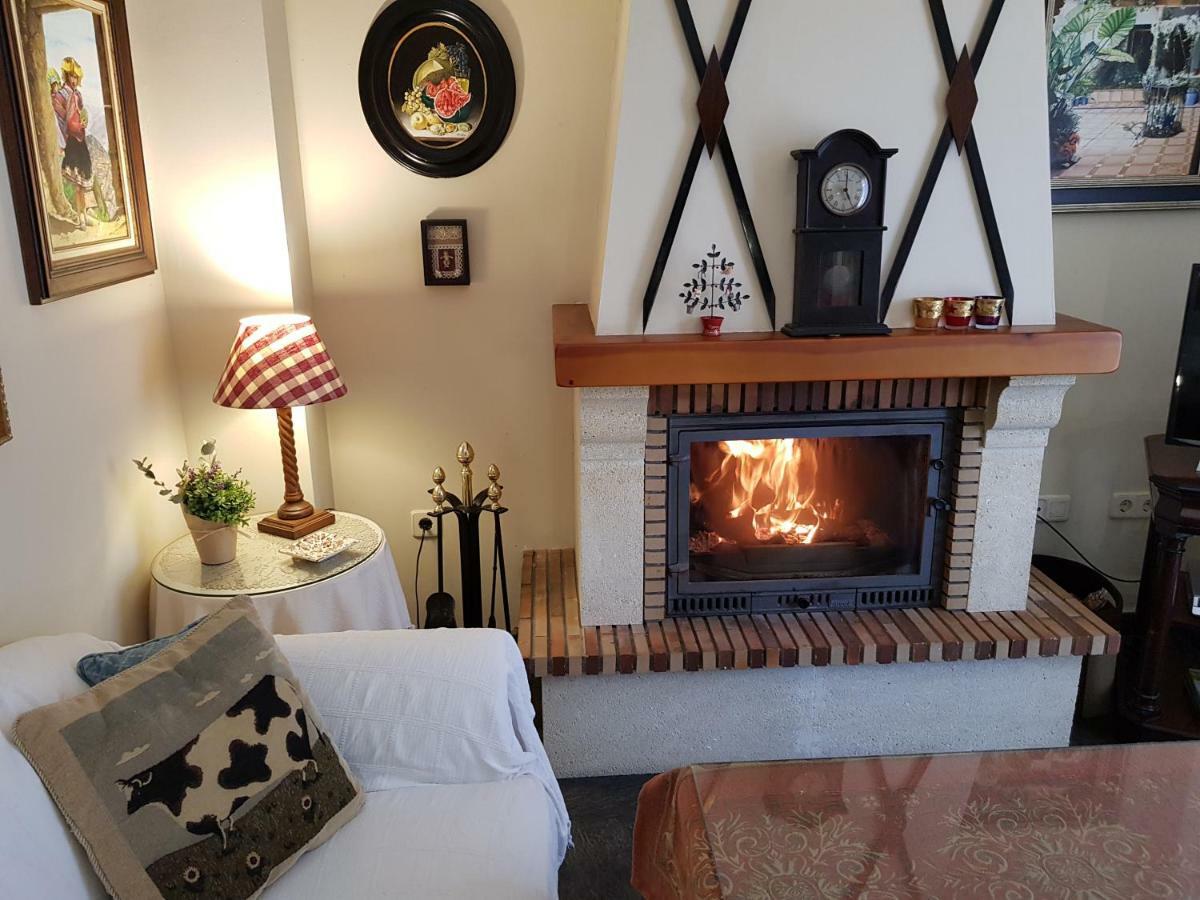 Casa Encantadora Con Piscina Privada Y Chimenea Villa Las Jaras Exteriör bild